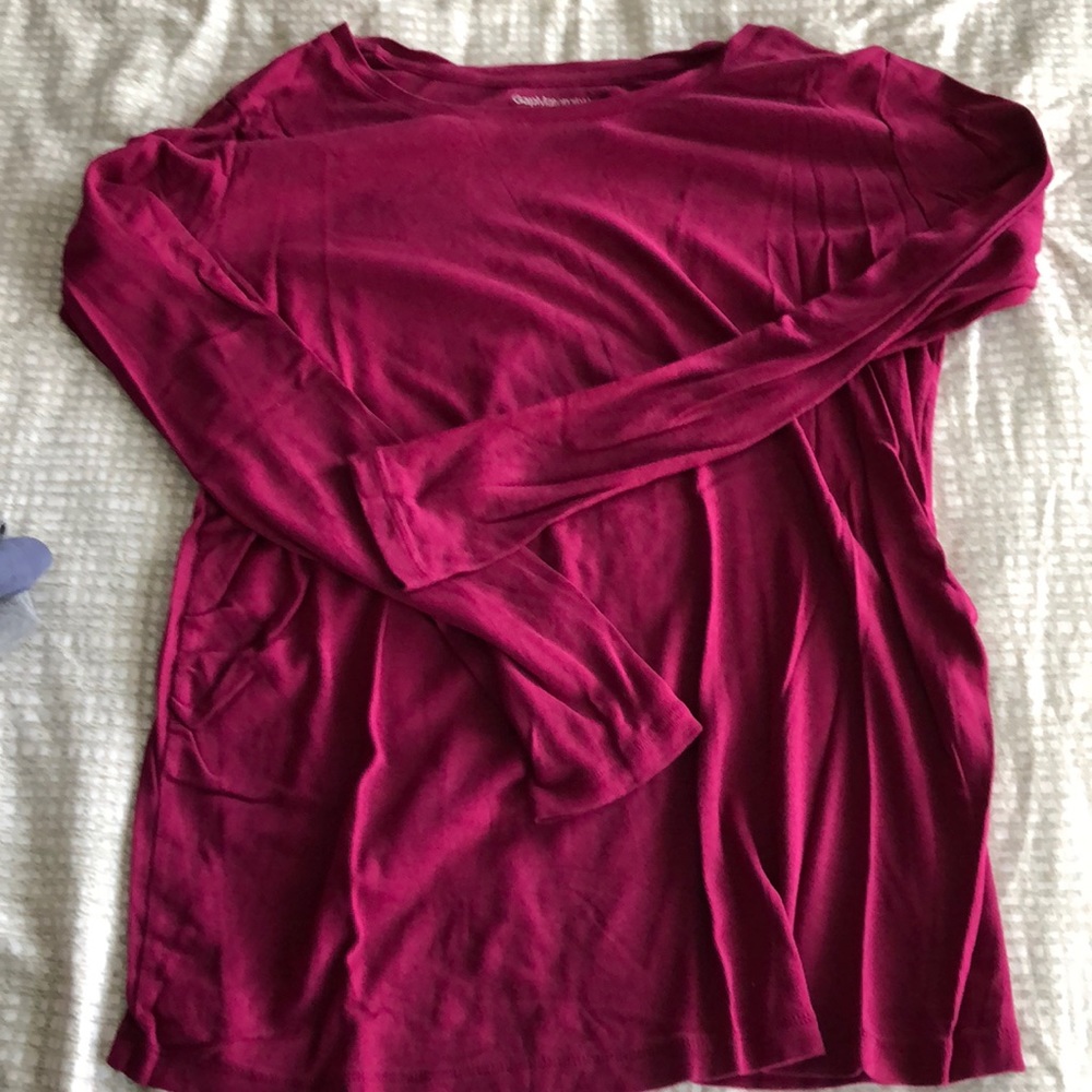 Gap longsleeve maternity shirt